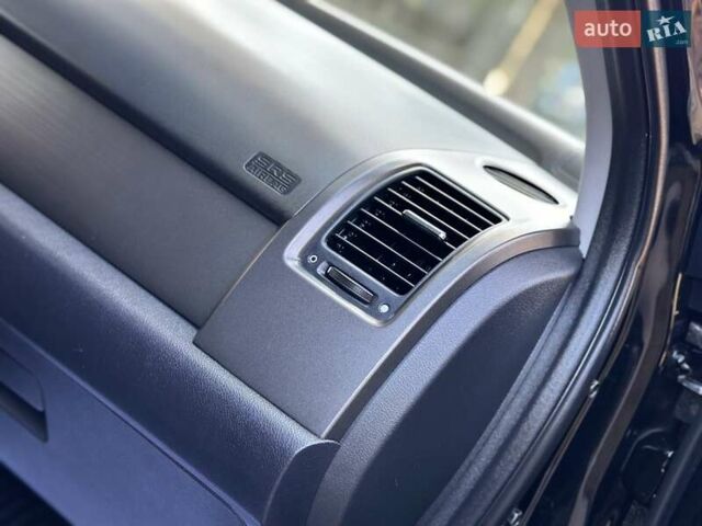 Черный Хонда СРВ, объемом двигателя 2 л и пробегом 178 тыс. км за 10999 $, фото 74 на Automoto.ua