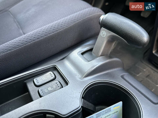 Черный Хонда СРВ, объемом двигателя 2.2 л и пробегом 165 тыс. км за 10499 $, фото 85 на Automoto.ua