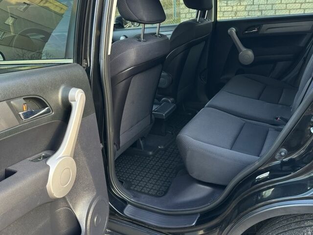 Черный Хонда СРВ, объемом двигателя 2.4 л и пробегом 180 тыс. км за 10500 $, фото 8 на Automoto.ua