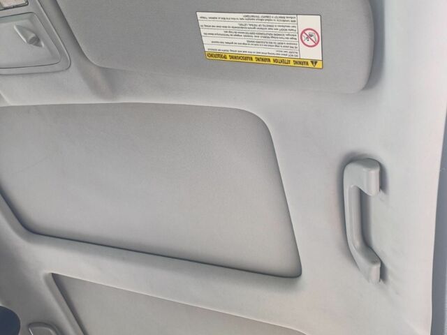 Черный Хонда СРВ, объемом двигателя 2.2 л и пробегом 145 тыс. км за 4500 $, фото 14 на Automoto.ua