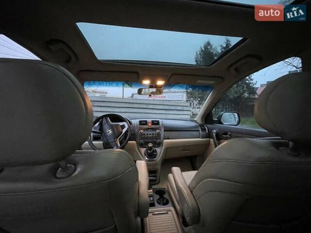 Чорний Хонда СРВ, об'ємом двигуна 2.2 л та пробігом 344 тис. км за 9300 $, фото 23 на Automoto.ua