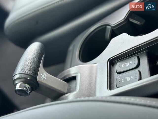 Чорний Хонда СРВ, об'ємом двигуна 2 л та пробігом 191 тис. км за 10450 $, фото 82 на Automoto.ua