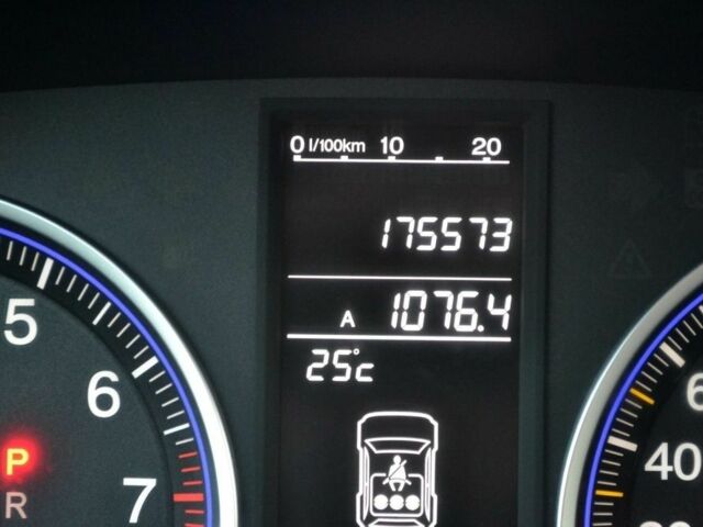 Черный Хонда СРВ, объемом двигателя 2 л и пробегом 176 тыс. км за 2980 $, фото 7 на Automoto.ua