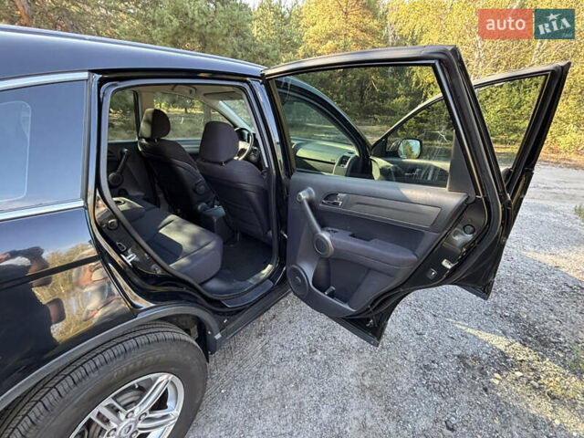 Чорний Хонда СРВ, об'ємом двигуна 2 л та пробігом 159 тис. км за 11650 $, фото 11 на Automoto.ua