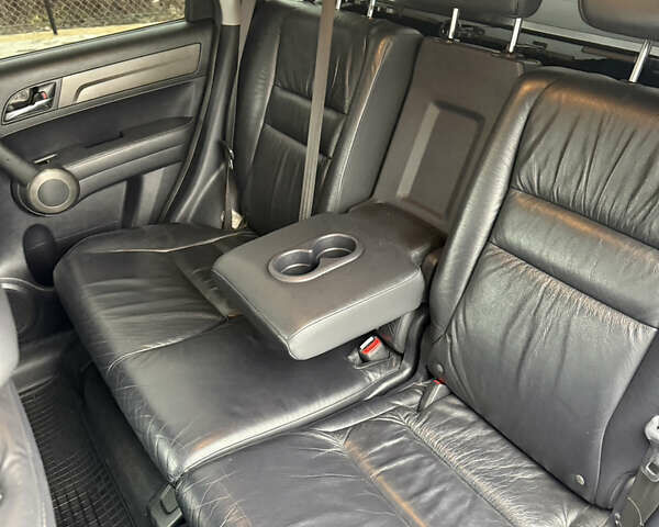 Черный Хонда СРВ, объемом двигателя 2.2 л и пробегом 279 тыс. км за 13000 $, фото 16 на Automoto.ua