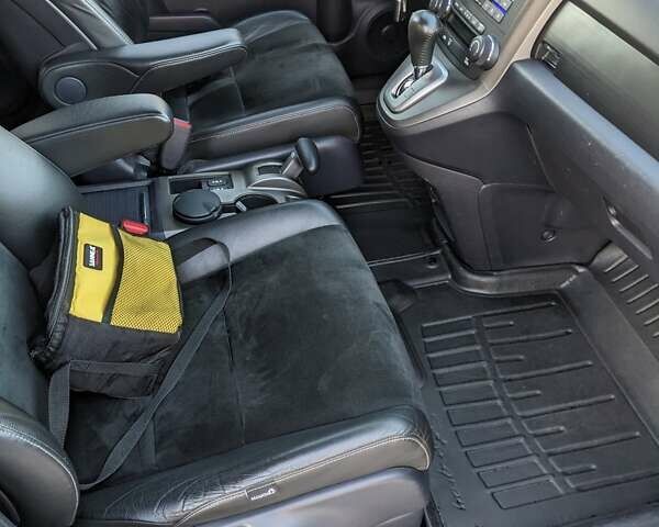 Чорний Хонда СРВ, об'ємом двигуна 2.4 л та пробігом 193 тис. км за 12300 $, фото 18 на Automoto.ua