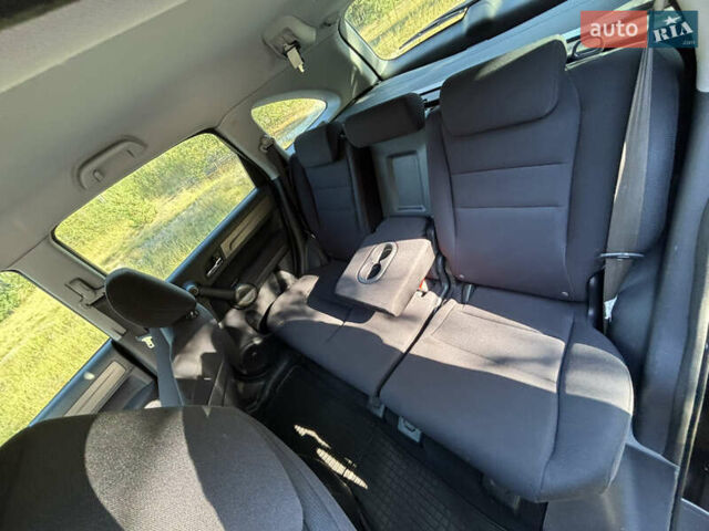 Чорний Хонда СРВ, об'ємом двигуна 2 л та пробігом 159 тис. км за 11650 $, фото 29 на Automoto.ua