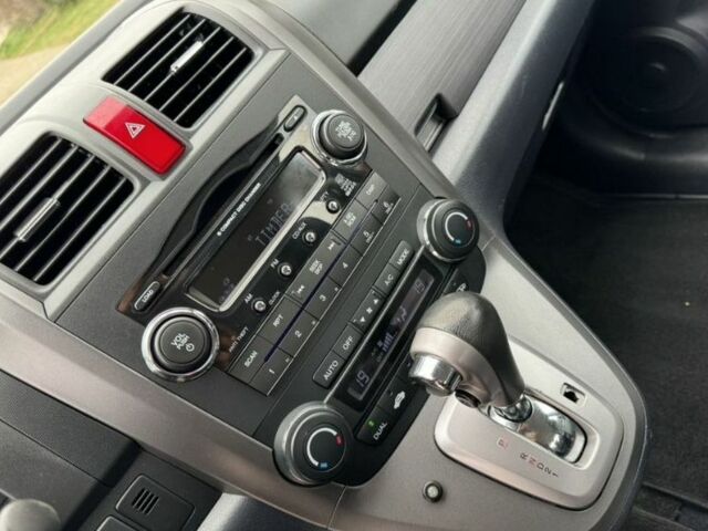 Чорний Хонда СРВ, об'ємом двигуна 2.4 л та пробігом 255 тис. км за 8399 $, фото 11 на Automoto.ua