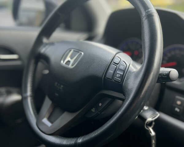 Черный Хонда СРВ, объемом двигателя 2.4 л и пробегом 71 тыс. км за 13499 $, фото 17 на Automoto.ua