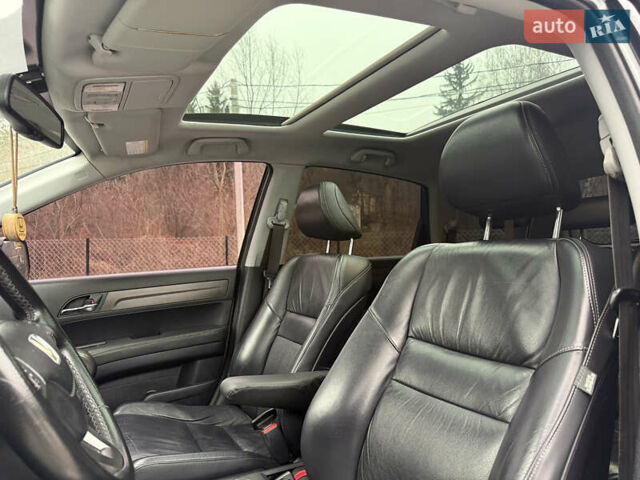 Черный Хонда СРВ, объемом двигателя 2.2 л и пробегом 227 тыс. км за 13000 $, фото 28 на Automoto.ua