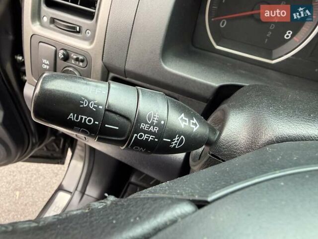 Черный Хонда СРВ, объемом двигателя 2.4 л и пробегом 151 тыс. км за 12777 $, фото 44 на Automoto.ua