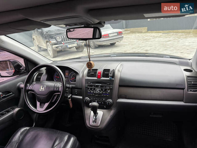 Черный Хонда СРВ, объемом двигателя 2.2 л и пробегом 227 тыс. км за 13000 $, фото 21 на Automoto.ua