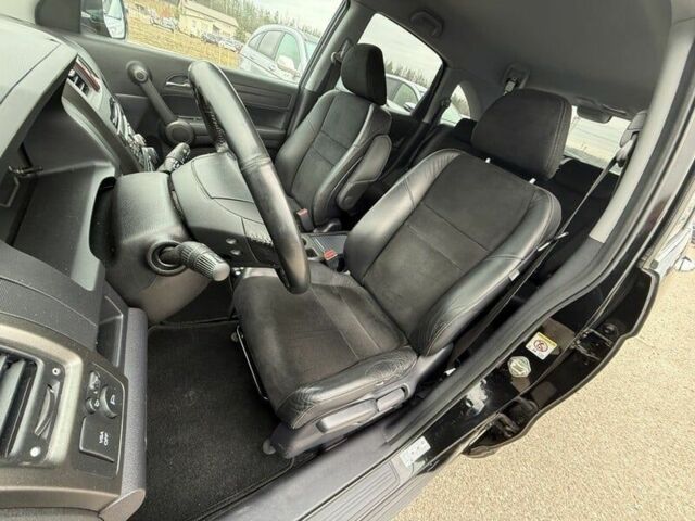 Черный Хонда СРВ, объемом двигателя 2.2 л и пробегом 171 тыс. км за 4053 $, фото 11 на Automoto.ua