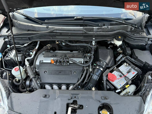 Черный Хонда СРВ, объемом двигателя 2.4 л и пробегом 200 тыс. км за 12500 $, фото 16 на Automoto.ua