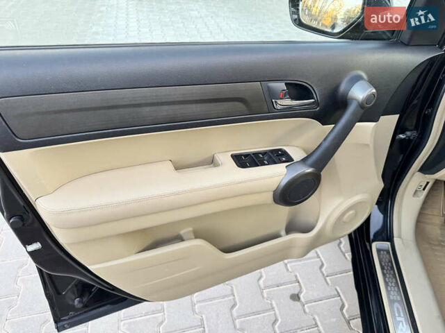 Чорний Хонда СРВ, об'ємом двигуна 0 л та пробігом 174 тис. км за 13500 $, фото 20 на Automoto.ua