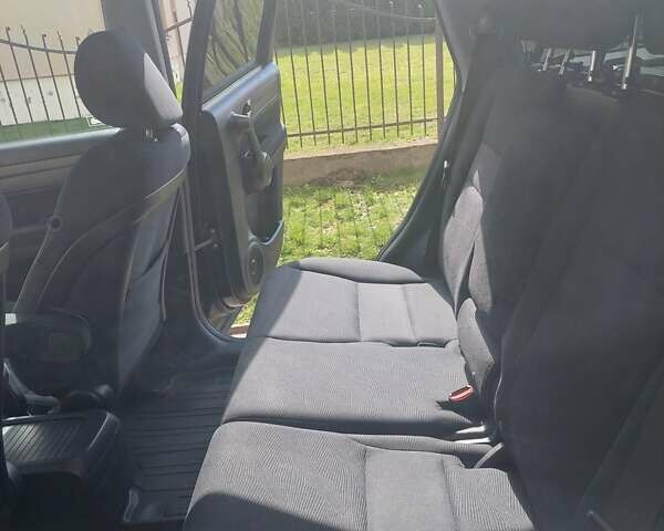 Черный Хонда СРВ, объемом двигателя 2.2 л и пробегом 140 тыс. км за 12900 $, фото 6 на Automoto.ua