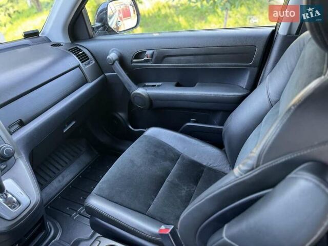 Чорний Хонда СРВ, об'ємом двигуна 2.2 л та пробігом 252 тис. км за 13900 $, фото 30 на Automoto.ua
