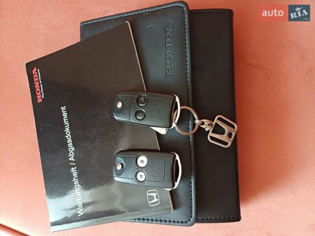 Черный Хонда СРВ, объемом двигателя 2.2 л и пробегом 274 тыс. км за 14750 $, фото 15 на Automoto.ua