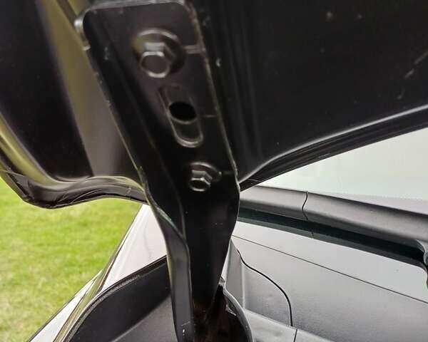 Черный Хонда СРВ, объемом двигателя 2.2 л и пробегом 274 тыс. км за 14750 $, фото 17 на Automoto.ua