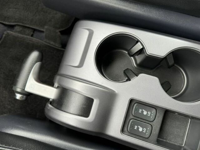 Чорний Хонда СРВ, об'ємом двигуна 2.4 л та пробігом 255 тис. км за 8399 $, фото 12 на Automoto.ua