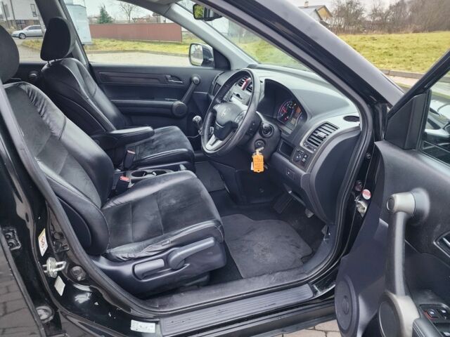 Чорний Хонда СРВ, об'ємом двигуна 2.2 л та пробігом 141 тис. км за 4081 $, фото 13 на Automoto.ua