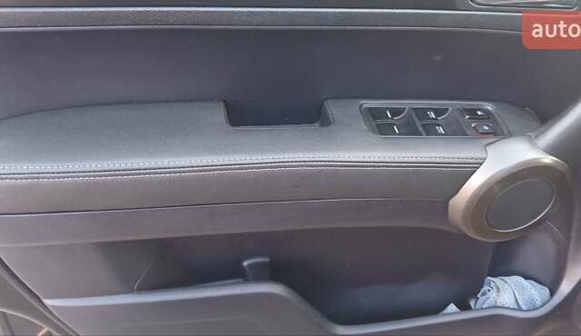 Черный Хонда СРВ, объемом двигателя 2.4 л и пробегом 295 тыс. км за 10500 $, фото 13 на Automoto.ua