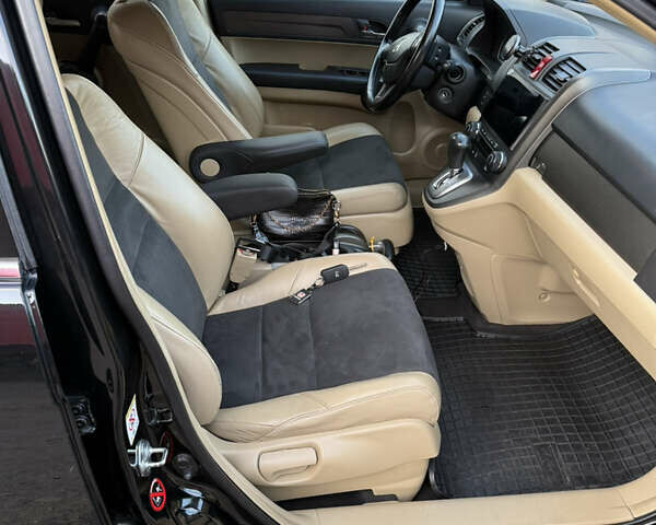 Черный Хонда СРВ, объемом двигателя 2.4 л и пробегом 200 тыс. км за 12500 $, фото 3 на Automoto.ua