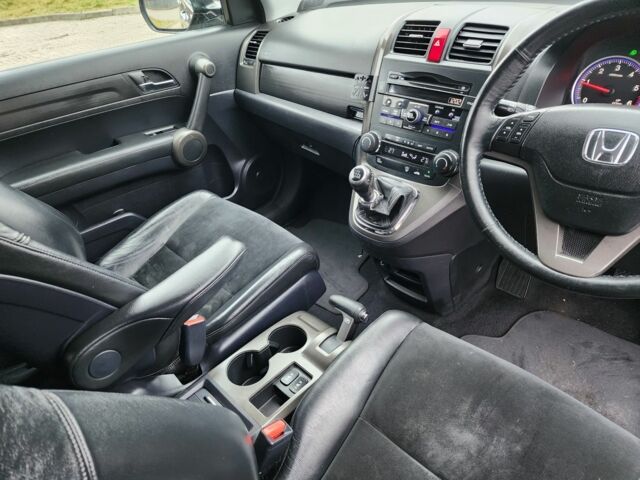 Чорний Хонда СРВ, об'ємом двигуна 2.2 л та пробігом 141 тис. км за 4081 $, фото 16 на Automoto.ua