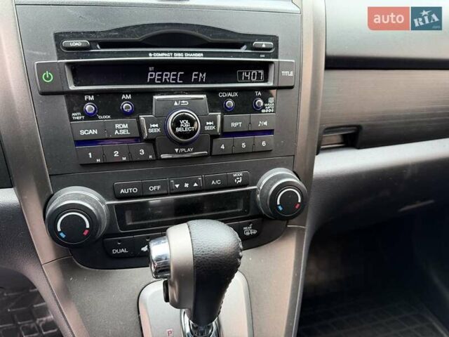 Черный Хонда СРВ, объемом двигателя 2.4 л и пробегом 151 тыс. км за 12777 $, фото 48 на Automoto.ua