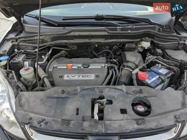 Чорний Хонда СРВ, об'ємом двигуна 2.4 л та пробігом 193 тис. км за 12300 $, фото 19 на Automoto.ua