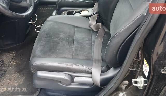 Хонда СРВ 2010 в Дубно на Automoto.ua Черный Хонда СРВ, объемом двигателя 2.4 л и пробегом 295 тыс. км за 10500 $, фото 8 на Automoto.ua