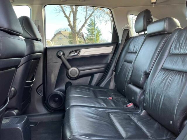 Чорний Хонда СРВ, об'ємом двигуна 2.4 л та пробігом 204 тис. км за 11300 $, фото 20 на Automoto.ua