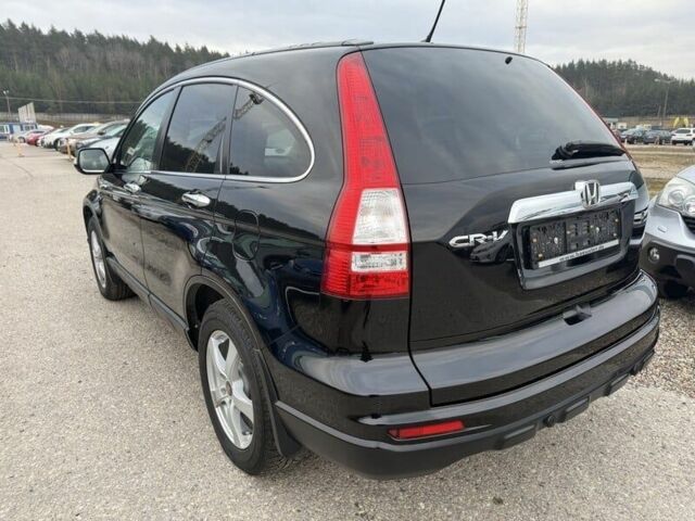 Черный Хонда СРВ, объемом двигателя 2.2 л и пробегом 171 тыс. км за 4053 $, фото 4 на Automoto.ua