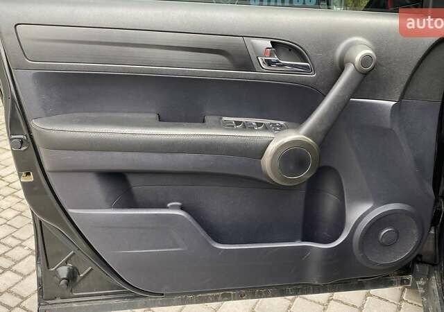 Хонда СРВ 2010 в Виннице на Automoto.ua Черный Хонда СРВ, объемом двигателя 2.35 л и пробегом 192 тыс. км за 12800 $, фото 13 на Automoto.ua