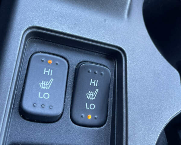 Чорний Хонда СРВ, об'ємом двигуна 2.2 л та пробігом 286 тис. км за 12900 $, фото 21 на Automoto.ua