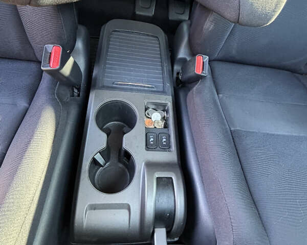 Чорний Хонда СРВ, об'ємом двигуна 2 л та пробігом 159 тис. км за 11650 $, фото 12 на Automoto.ua