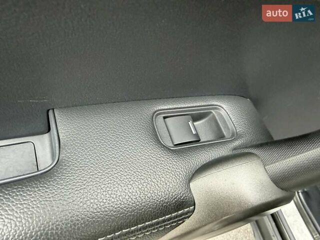 Черный Хонда СРВ, объемом двигателя 2.4 л и пробегом 151 тыс. км за 12777 $, фото 60 на Automoto.ua