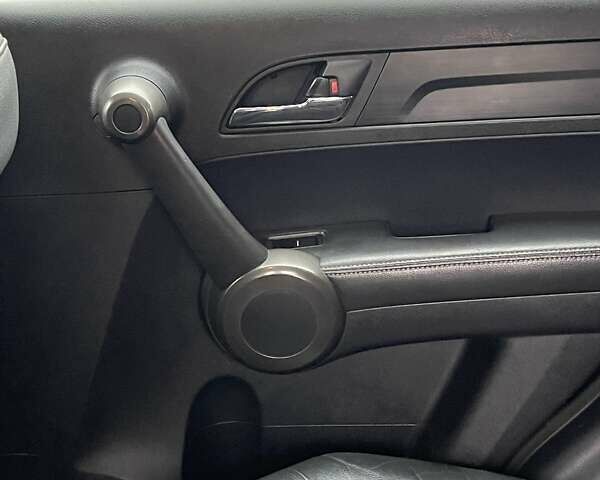 Чорний Хонда СРВ, об'ємом двигуна 2.35 л та пробігом 110 тис. км за 15100 $, фото 7 на Automoto.ua