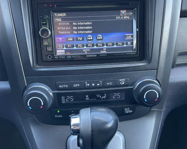 Чорний Хонда СРВ, об'ємом двигуна 2.2 л та пробігом 286 тис. км за 12900 $, фото 15 на Automoto.ua