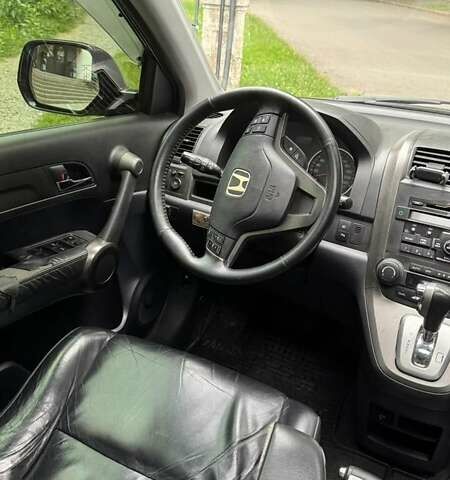 Черный Хонда СРВ, объемом двигателя 2.4 л и пробегом 197 тыс. км за 12900 $, фото 2 на Automoto.ua