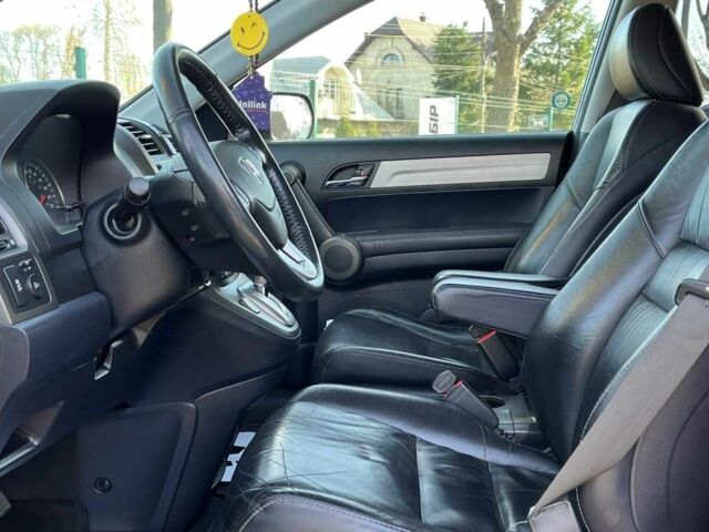 Чорний Хонда СРВ, об'ємом двигуна 2.4 л та пробігом 204 тис. км за 11300 $, фото 9 на Automoto.ua