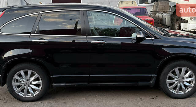 Черный Хонда СРВ, объемом двигателя 2.4 л и пробегом 200 тыс. км за 12500 $, фото 2 на Automoto.ua