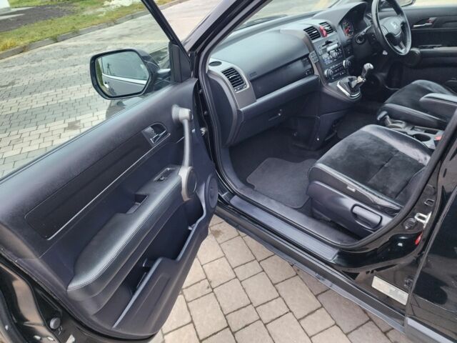 Чорний Хонда СРВ, об'ємом двигуна 2.2 л та пробігом 141 тис. км за 4081 $, фото 18 на Automoto.ua