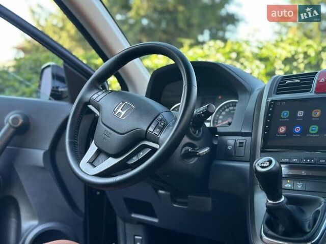 Черный Хонда СРВ, объемом двигателя 2.2 л и пробегом 197 тыс. км за 12800 $, фото 63 на Automoto.ua