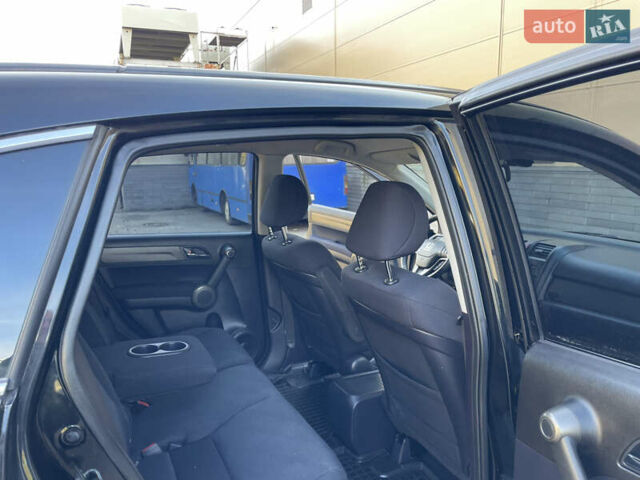 Хонда СРВ 2011 в Киеве на Automoto.ua Черный Хонда СРВ, объемом двигателя 2 л и пробегом 198 тыс. км за 11200 $, фото 14 на Automoto.ua