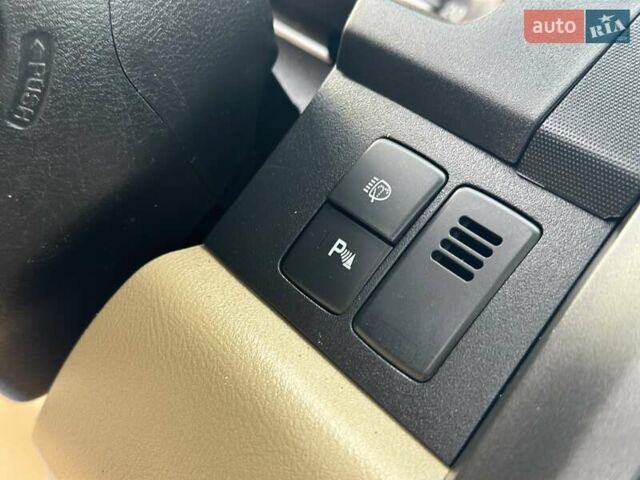 Чорний Хонда СРВ, об'ємом двигуна 2 л та пробігом 181 тис. км за 13777 $, фото 70 на Automoto.ua