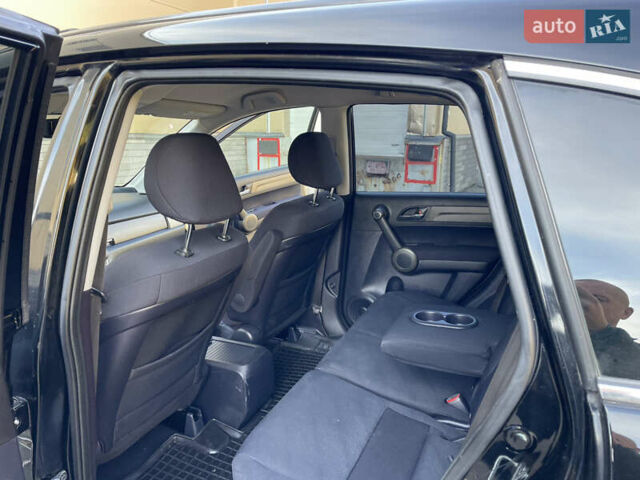 Хонда СРВ 2011 в Киеве на Automoto.ua Черный Хонда СРВ, объемом двигателя 2 л и пробегом 198 тыс. км за 11200 $, фото 15 на Automoto.ua