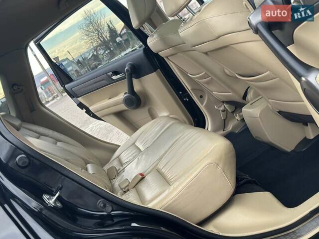 Чорний Хонда СРВ, об'ємом двигуна 2 л та пробігом 181 тис. км за 13777 $, фото 78 на Automoto.ua