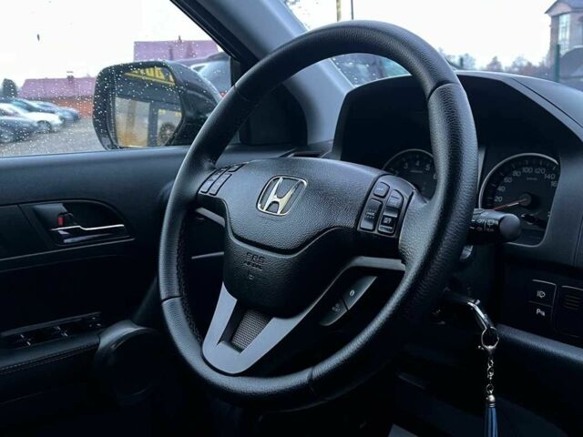 Чорний Хонда СРВ, об'ємом двигуна 2 л та пробігом 245 тис. км за 13100 $, фото 15 на Automoto.ua