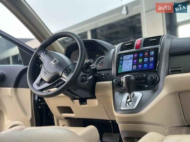 Чорний Хонда СРВ, об'ємом двигуна 2 л та пробігом 181 тис. км за 13777 $, фото 49 на Automoto.ua